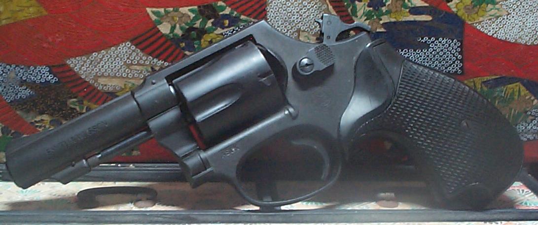 GUN007J.JPG - 76,720BYTES