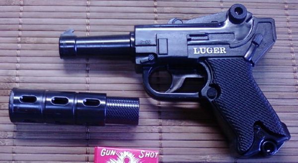 GUN401.JPG - 42,649BYTES