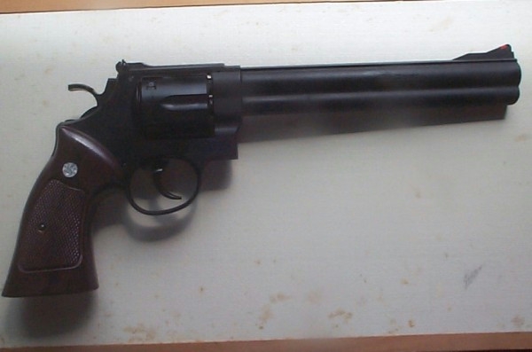 GUN614.JPG - 91,392BYTES